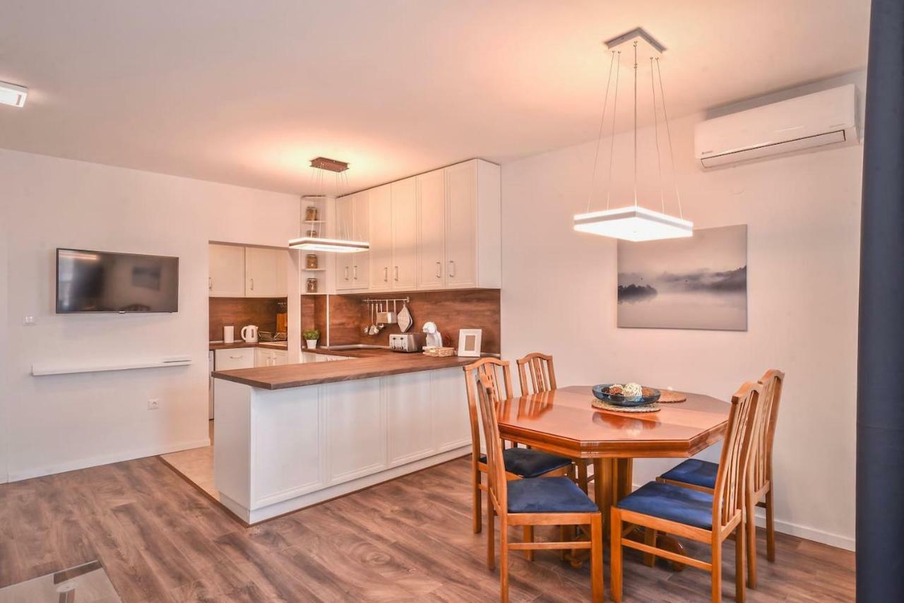 South Park, Vitosha View, 2-Bdr, 2-Bthr Apartment By Flat Mаnager Sofya Dış mekan fotoğraf